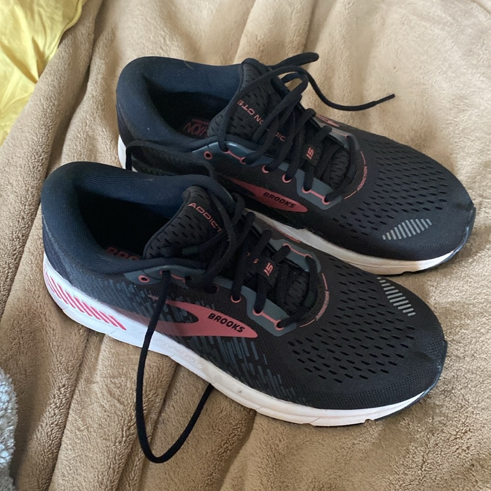 Brooks addiction gts 15 womens
